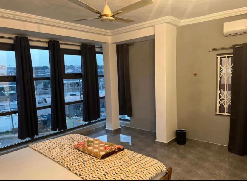 Baffour Apartments Adiebeba エクステリア 写真